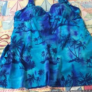 Nice swimming suit like new size 18W